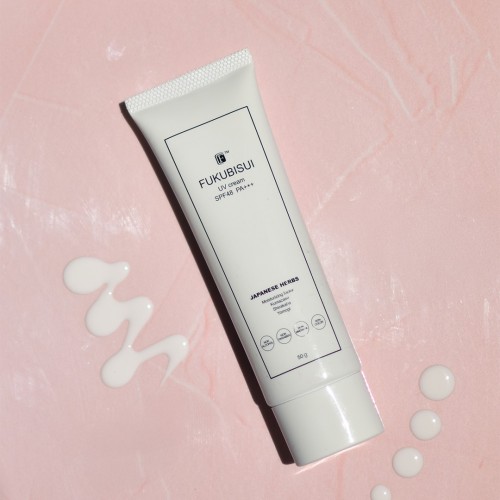 外出先でも、これ1本で肌レスキュー!